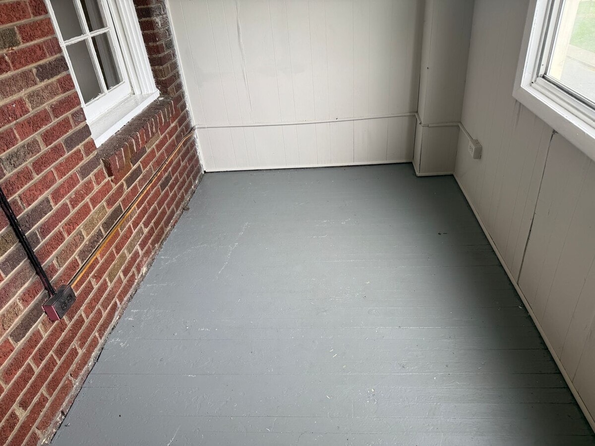 Photo - Adorable One Bedroom Apartment in Elizabeth!