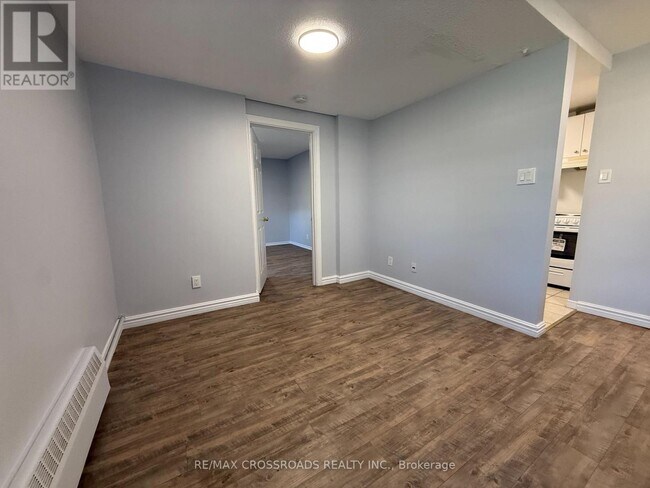 Photo - 1191 Ellesmere Rd Unité B1