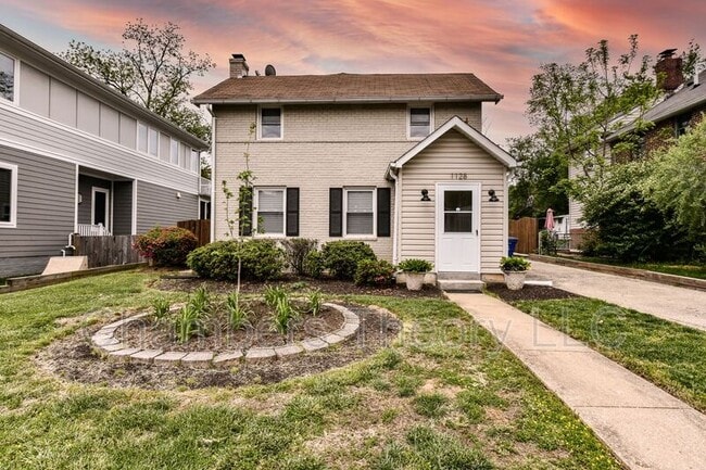 Building Photo - 1128 N Kentucky St