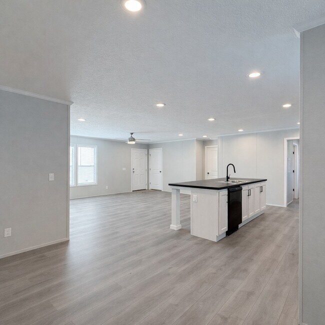 Photo - 29638 Danbury Ct