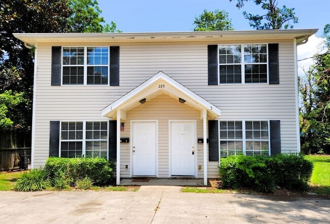 3 bedroom for rent August 8, 2025 for $169... - 3 bedroom for rent August 8, 2025 for $169... Townhome