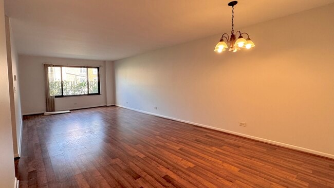 Photo - 835 Judson Ave