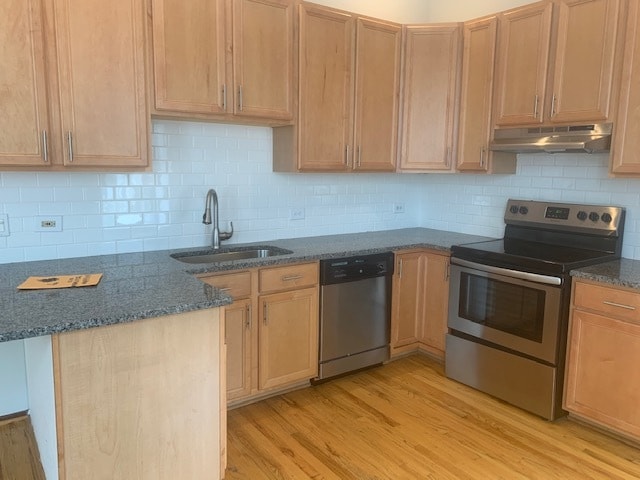 Photo - 3055 N Sheffield Ave Unit 2D
