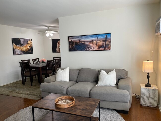 Photo - 8563 Colgate Ave Unit 5