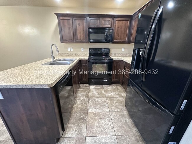 Photo - 1933 N 325 W