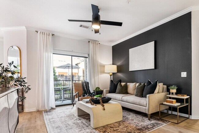 Photo - Spin to Win | Rent-Free Move-In Offer! Unidad EASR