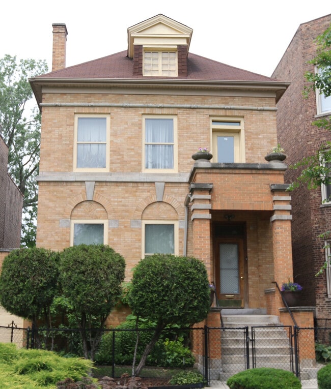 Photo - 5024 S Prairie Ave House