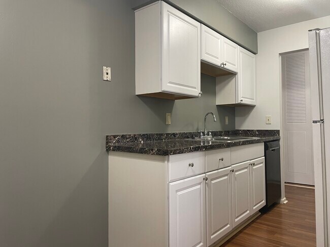 Photo - 8300 W 31st St