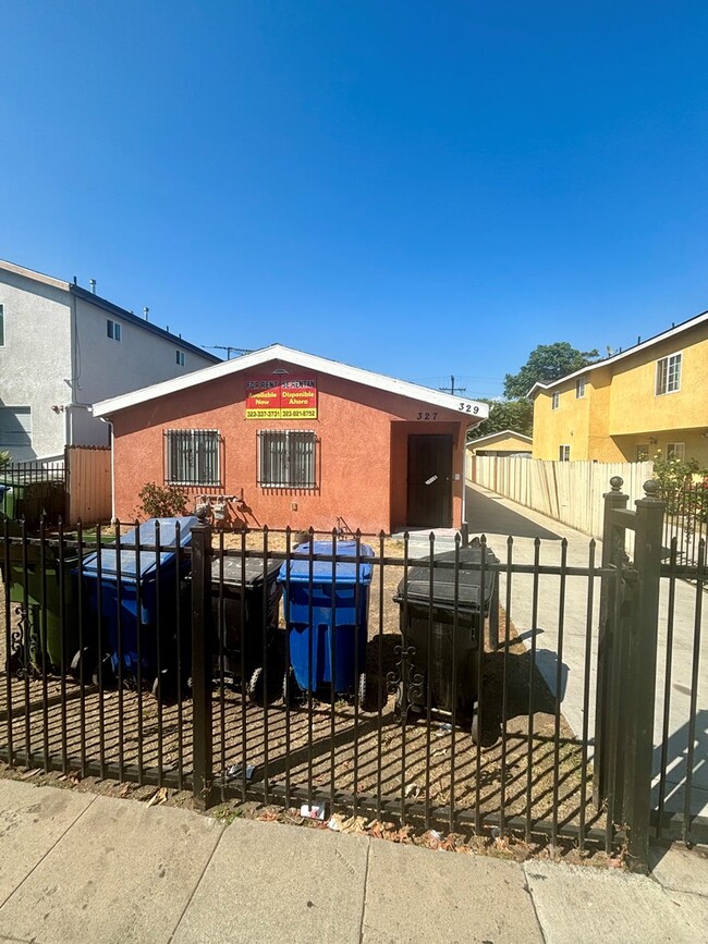 Building Photo - 327 E 106th St