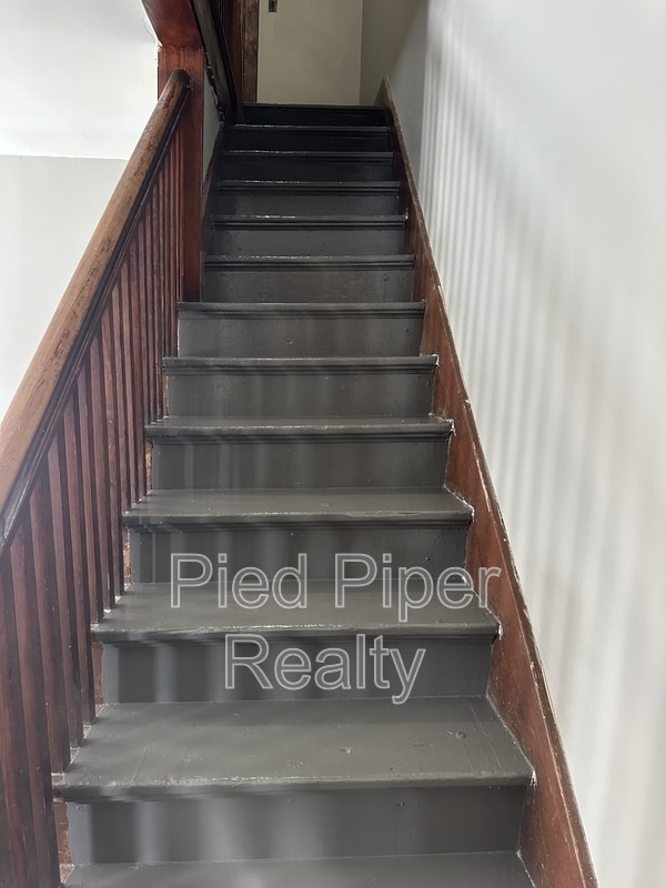 Photo - 820 E Wyandotte St