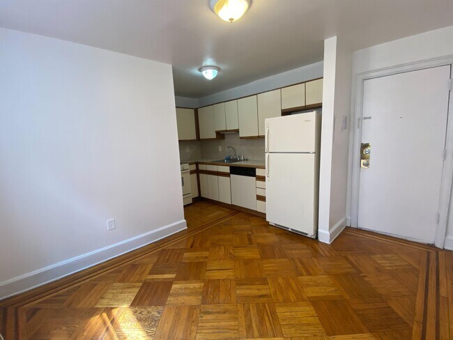 Photo - 164 Ogden Ave. Unit 102