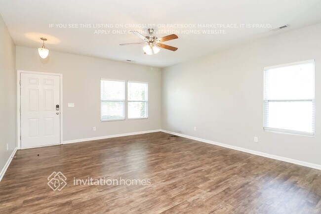 Photo - 816 Georgia Oak Ln