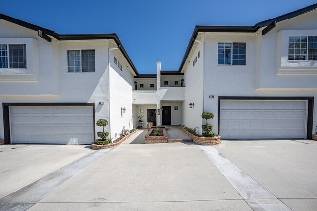 Photo - 359 N Pennsylvania Ave Townhome
