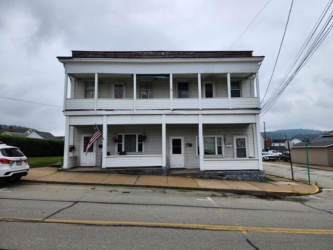 Photo - 302 Broad Ave Townhome