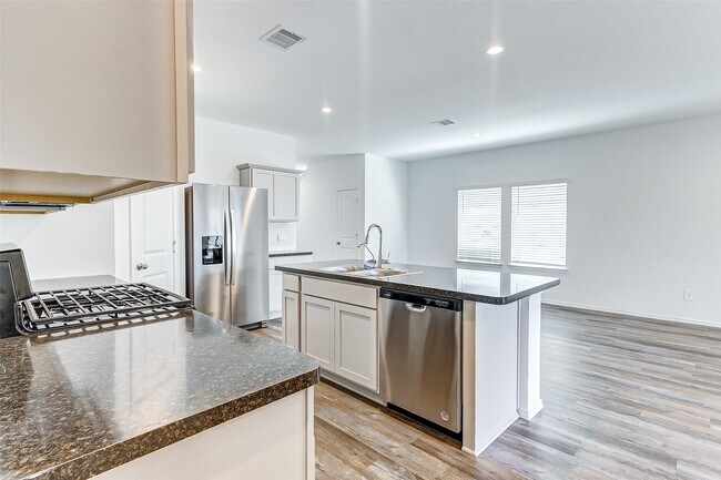 Photo - 24303 Alto Gdn Dr