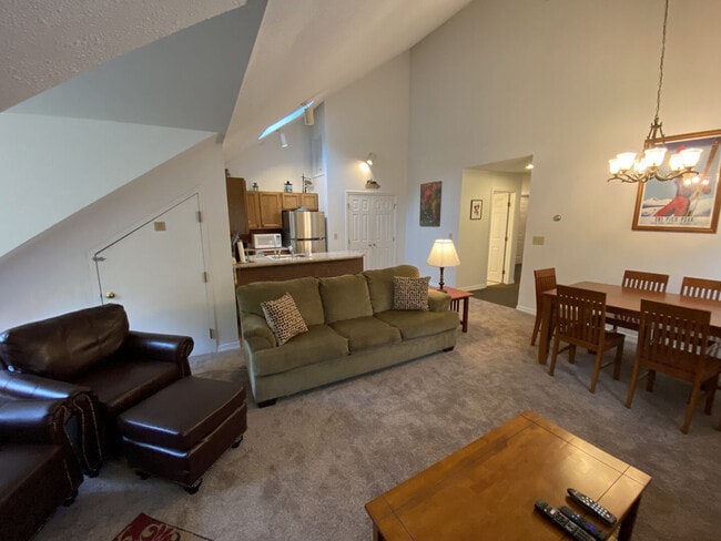 Building Photo - 57 Alpine Dr Rental