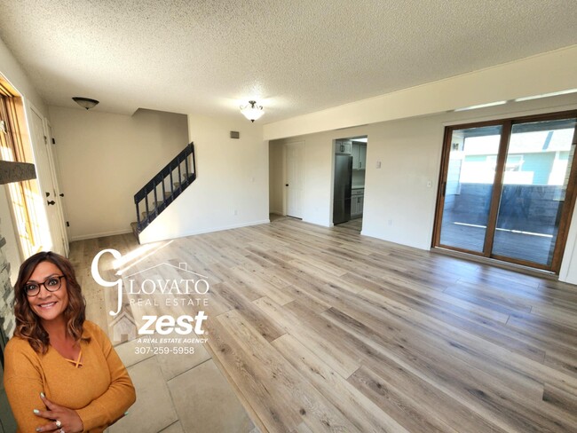 Photo - 6321 Buckboard Rd