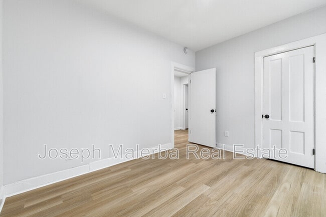 Photo - 848 Bank St Unit 2nd Floor