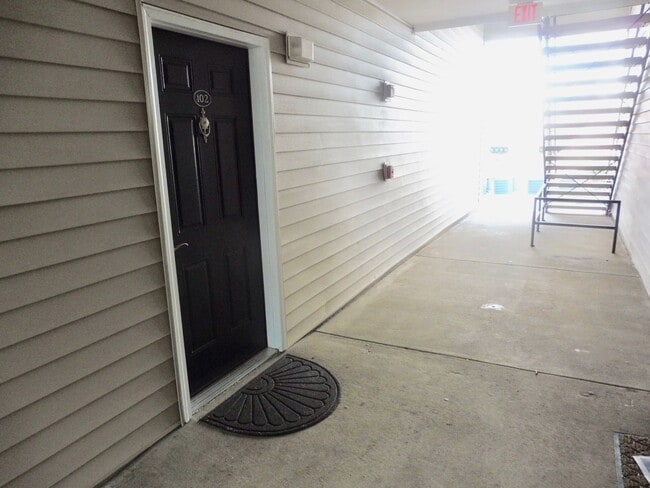 Photo - Private Ground Floor Condo in the Heart of Germantown
