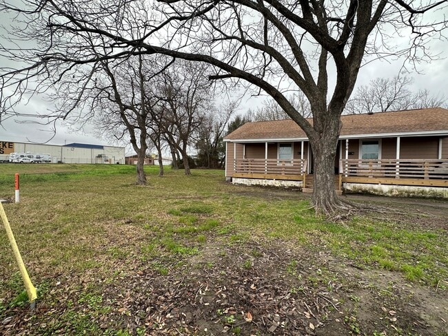 Photo - 906 Eagle Ave