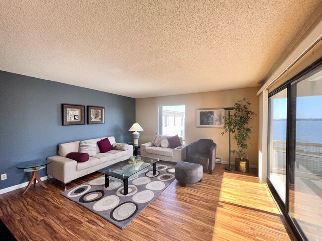 Photo - Large furnished one bedroom with spectacular water views Unit B371