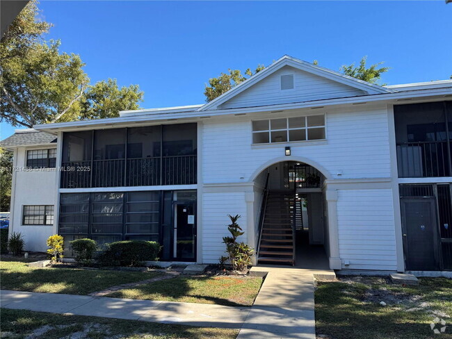 Building Photo - 18875 NW 62nd Ave Unit 203 Rental