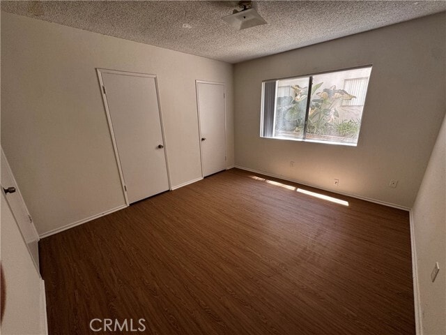 Building Photo - 475 E Cypress Ave Unit 118