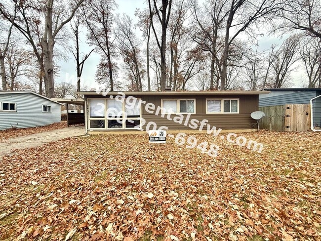 Building Photo - 3 Bedroom