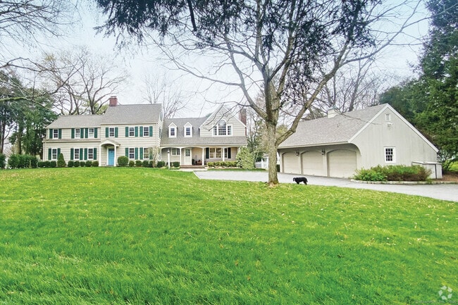 Building Photo - 95 Compo Rd N Rental