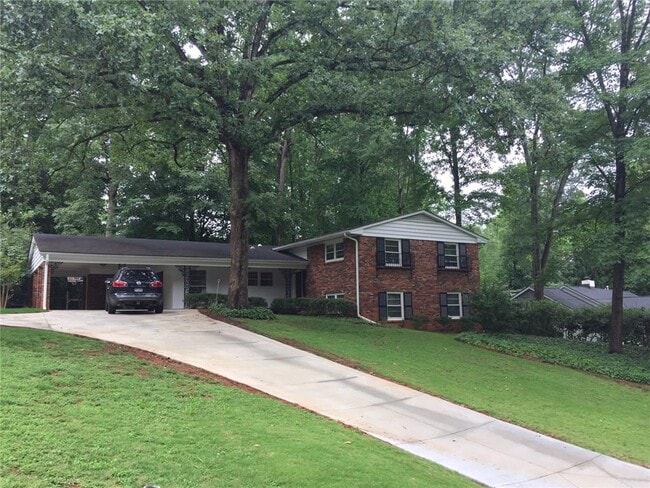 Building Photo - 274 Land O Lakes Ct NE