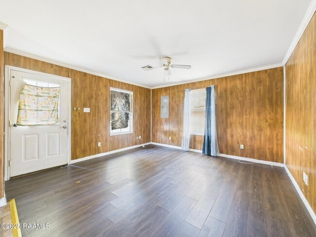 Photo - 125 Sternberg Dr