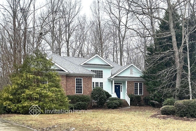 Building Photo - 102 Shenandoah Way