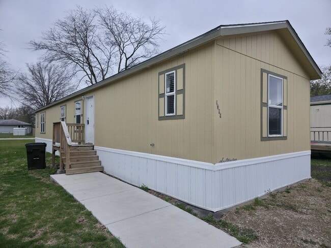 Photo - 1309 W Plum St