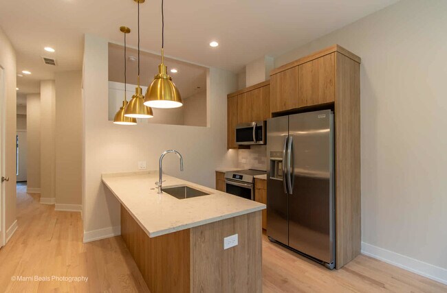 Photo - 507 E 60th St Unit 1