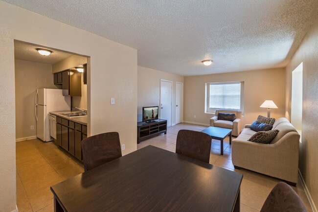 3101 S _DSC0932.jpg - Delta Court Apartments