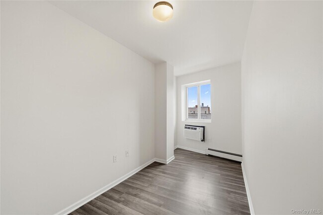 Photo - 144-05 Jamaica Ave Unit 2nd Floor