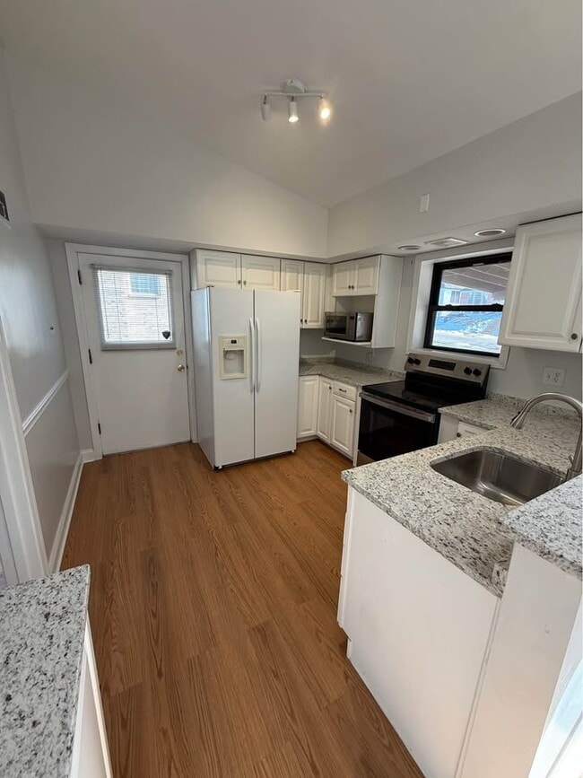 Photo - 7939 Lafon Pl