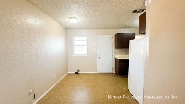 Photo - 631 S Crosby St