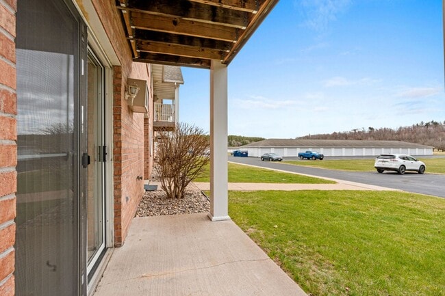 Photo - Orchard Estates Apartments