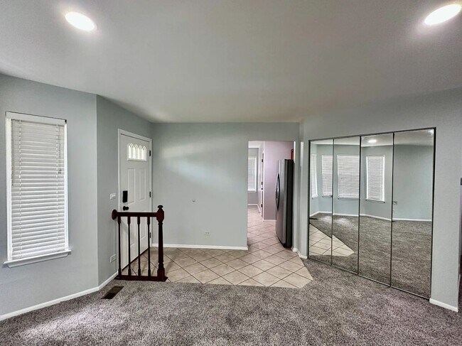 1200 Churchill Ct