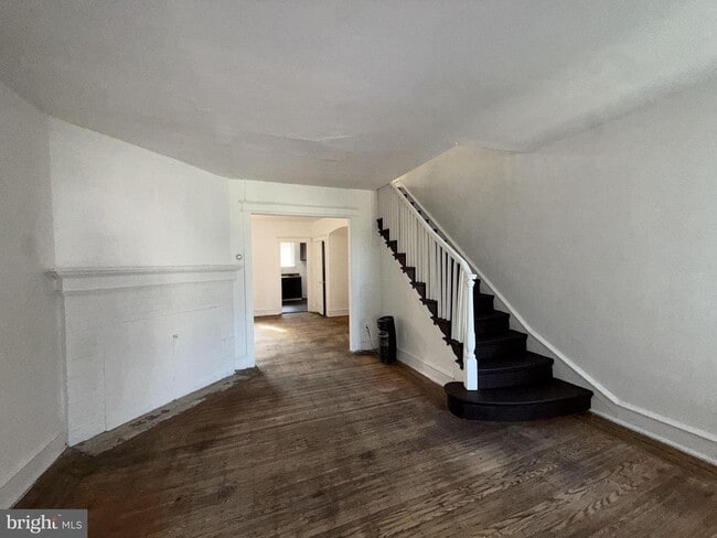Photo - 6720 Trinity St