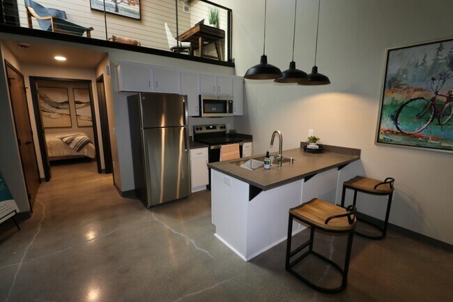 Photo - 216 Northland Ave