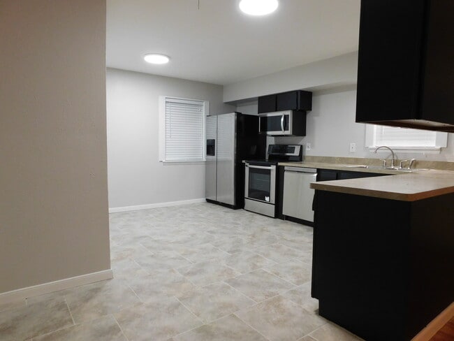 Photo - 2500 Morningside Dr