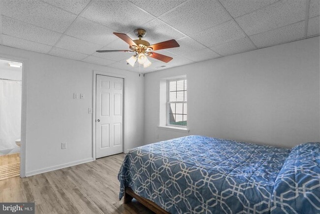 1125 Ewell St