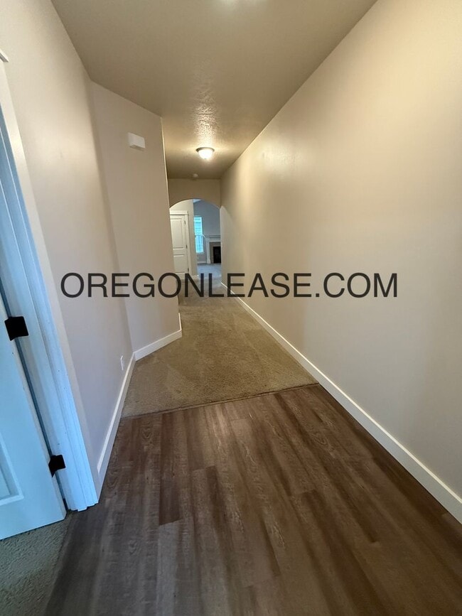 Photo - 2017 3/2 in West Eugene