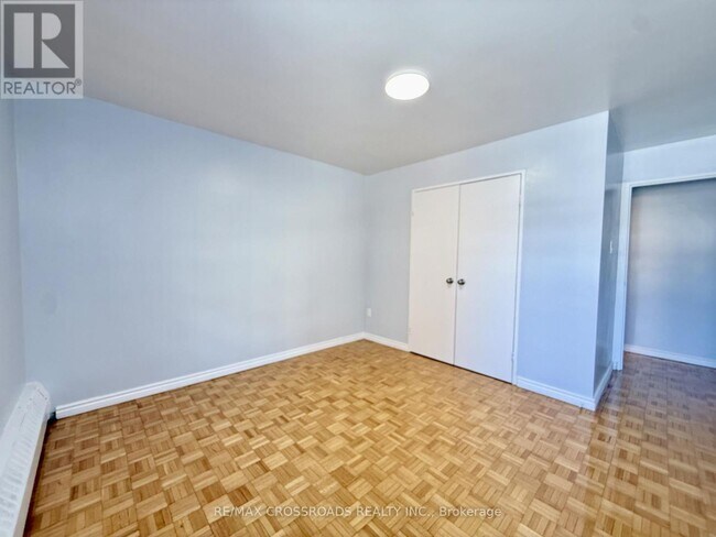 Photo - 1181 Ellesmere Rd Unité 205