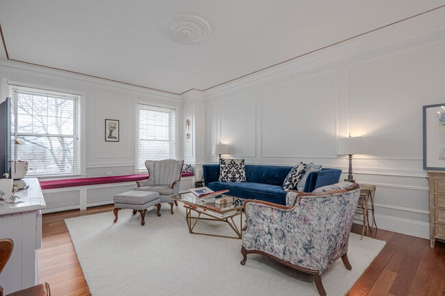 Photo - 3520 N Lake Shore Dr Unidad 3M