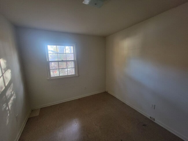 Photo - 2904 Ingleside Ave Unit A