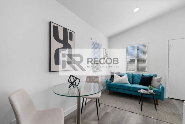 Photo - 1638 Elm Ave Unit 2