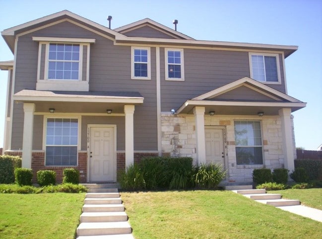Photo - 13704 Harris Ridge Blvd Townhome